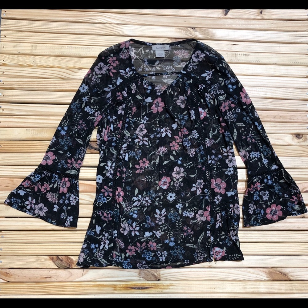 Passport Brand Top SZ S 🌺
